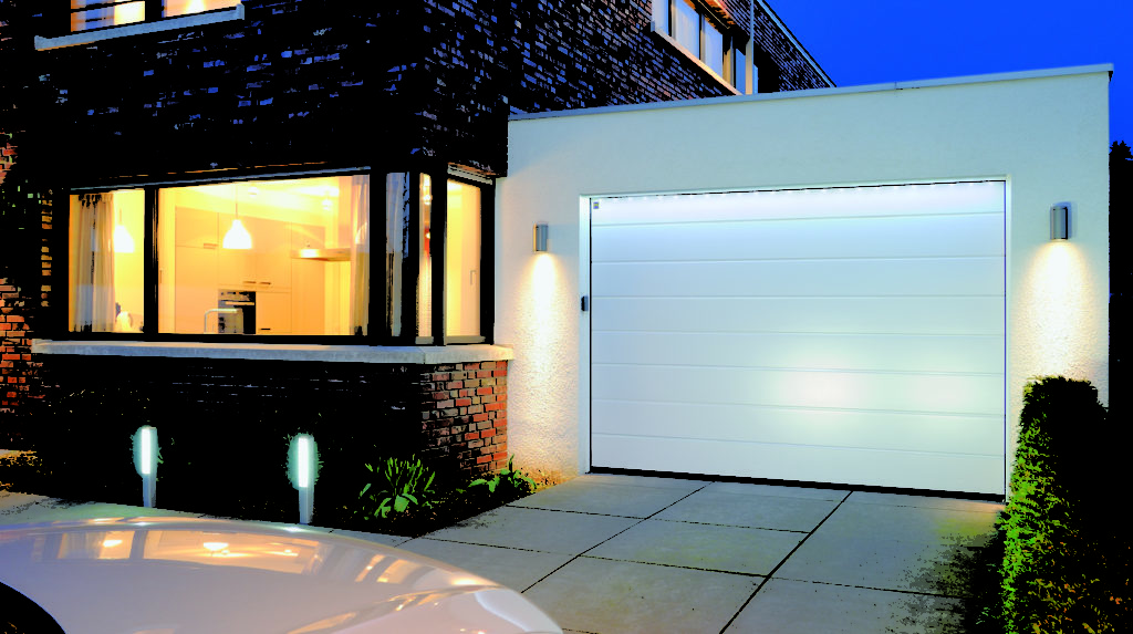 Porte de garage sectionnelle à rainures M - surface New Silkgrain blanc trafic RAL 9016_0