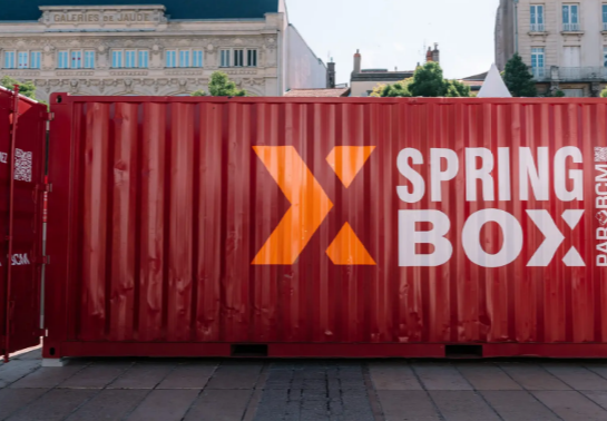 Bungalow de chantier modulaire, conçu sur la base de conteneur maritime recyclé - Gamme SPRINGBOX - Disponible en achat ou en location courte/longue durée_0