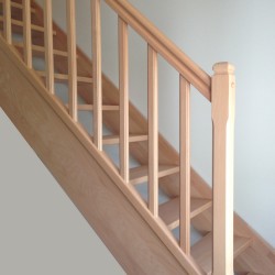 Escalier droit sur mesure traditionnel en bois | oéba_0