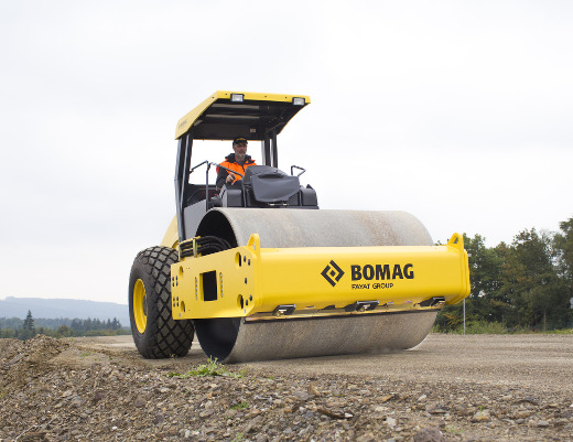 Rouleau monobille v3 ? 2130 mm ? Bomag ? 12t ? Bw211d4_0