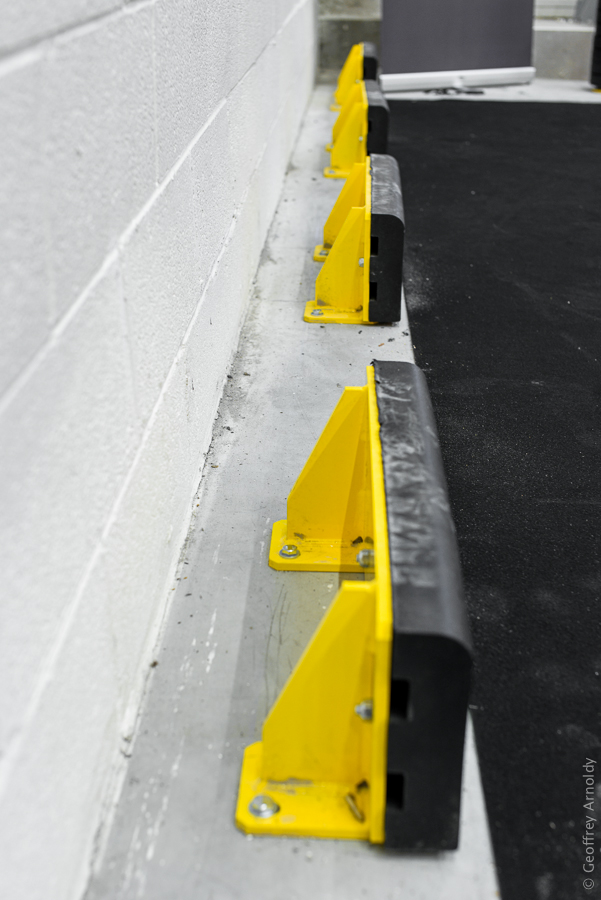 Protection murale - Support acier 8mm et caoutchouc recyclé 40mm - Longueur 600 ou 1200mm_0