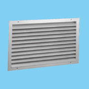 Grille extérieure WO331 - avec ailettes en Z inclinées à 60° et moustiquaire_0