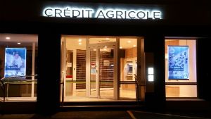 Porte-affiches lumineux led suspendus - guinaudeau - 600x800 mm