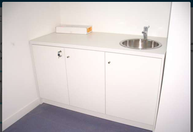 Aménagement mobilier petite enfance - Meuble de rangement à casiers pour crèches en bois_0