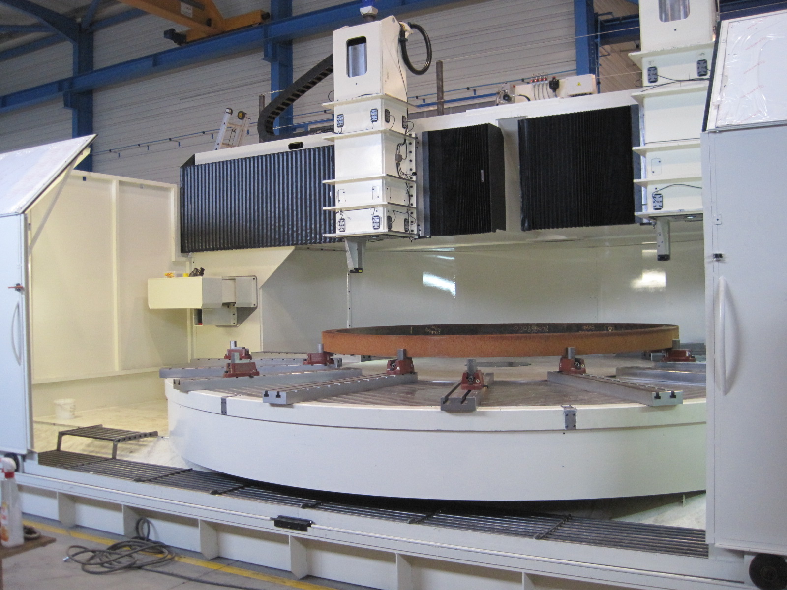 Tour vertical Girax TT - capacité de giration 1250 à 7000 - 2 chariots de tournage_1