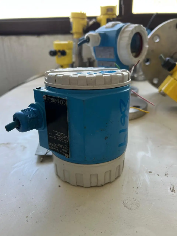 Transmetteur de température de terrain endress hauser tmt162 atex d'occasion - référence                        :                         c8614_0