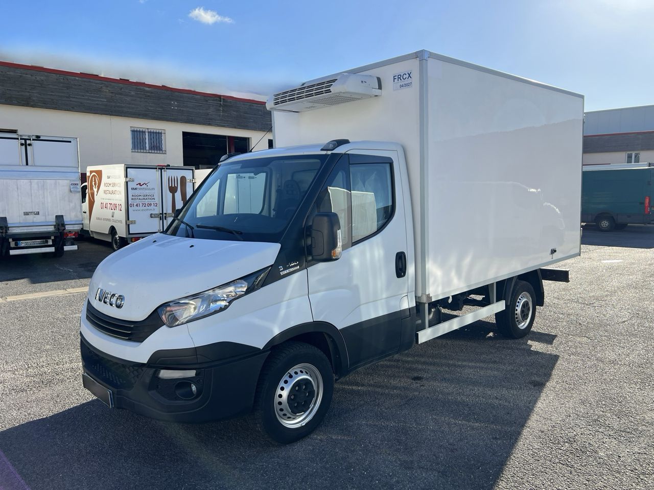 Voiture frigorifique Iveco daily 35S14 - demi-hayon - 171FR100_0