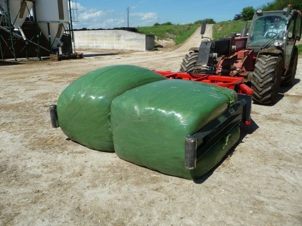 Serquad 240 - Bugnot - Pince à balle et enrubannage - Charge maxi 1000 kg - Poids 526 kg_0