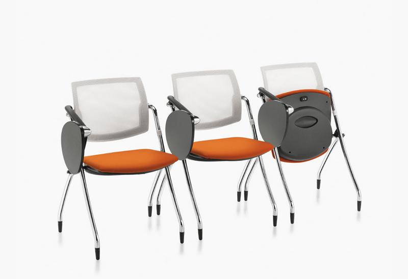Chaise empilable avec assise rabattable  Q-Go_0