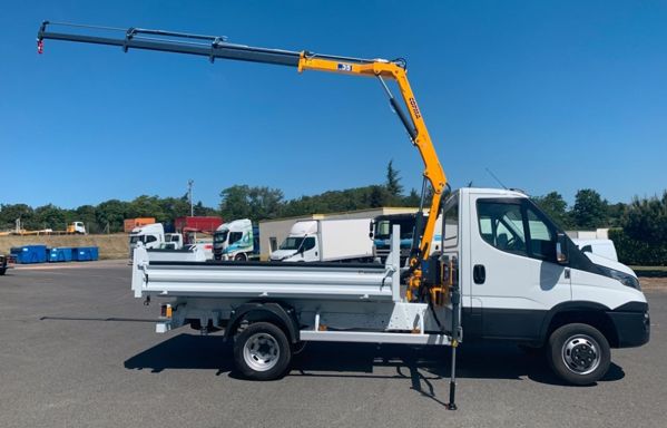Grue auxiliaire - Potence de manutention pour véhicules utilitaires ou industriels_0