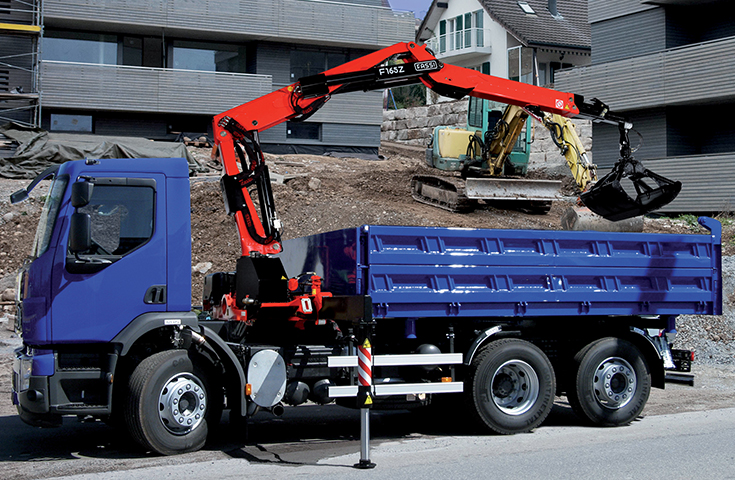 Grue auxiliaire Fassi F165AZ - 15,7 tm de capacité de levage - bras hydraulique jusqu'à 8,25 m_0