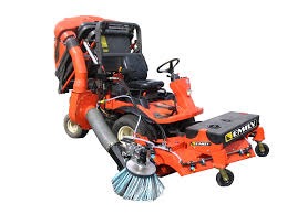 Balayeuse désherbante Zephir - Compatible tondeuses frontales Kubota Série F60 et F80_0