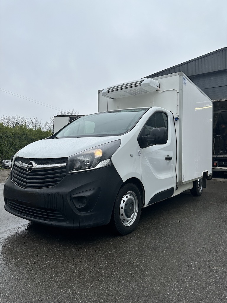 Véhicule frigorifique d'occasion avec cabine OPEL VIVARO PLANCHER - Réf 132FR550 - Année 2017 - Diesel - 162 000km_0