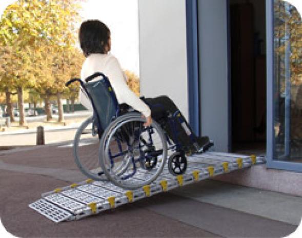 Rampe alu enroulable - amovible et anticorrosion - capacité 450 kg_0