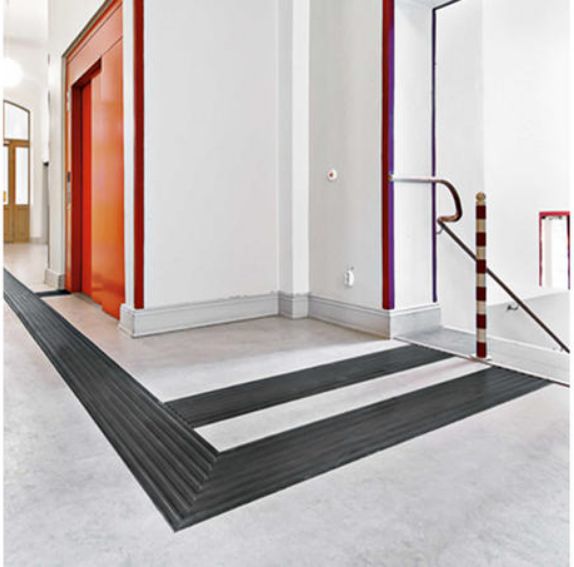 Réf. 1440040 - Bande podotactile auto-adhésive Strip 2 Black B Tarkett - Lames 600 x 150 mm_0