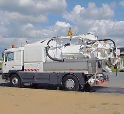 Camion de nettoyage urbain_0