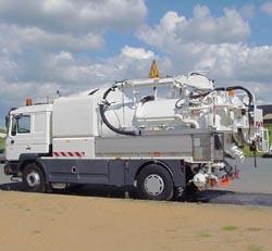 Camion de nettoyage urbain_0