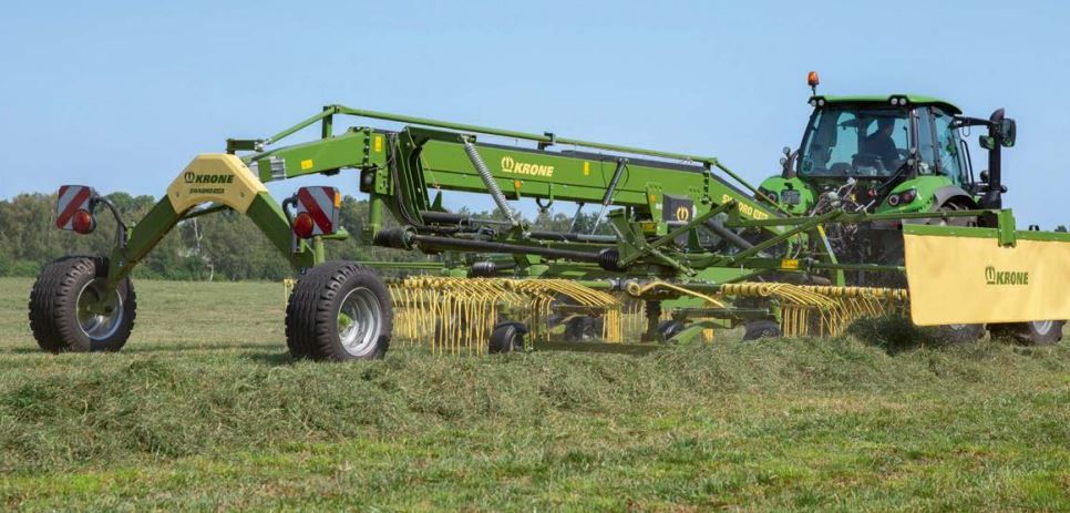 Swadro TS 970 - Andaineur trois rotors Krone - largeur de travail 9,70 m - rendement 10 ha/h_0