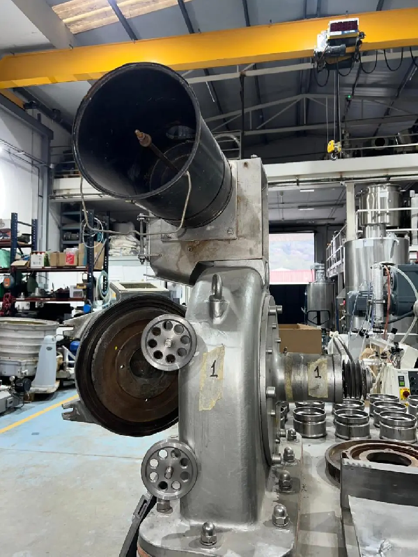 Moulin pitton (sans plaques) inox - référence                        :                         c13009_0