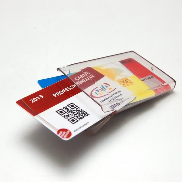 Porte-badges Slim Clearbox - version anti-choc avec attache lanière en plastique translucide_0