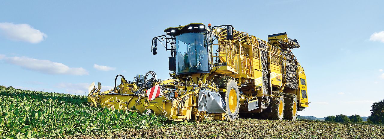 Arracheuse de betteraves Tiger 5 - ROPA France - 3 essieux avec technologie MICHELIN CerexBib_0
