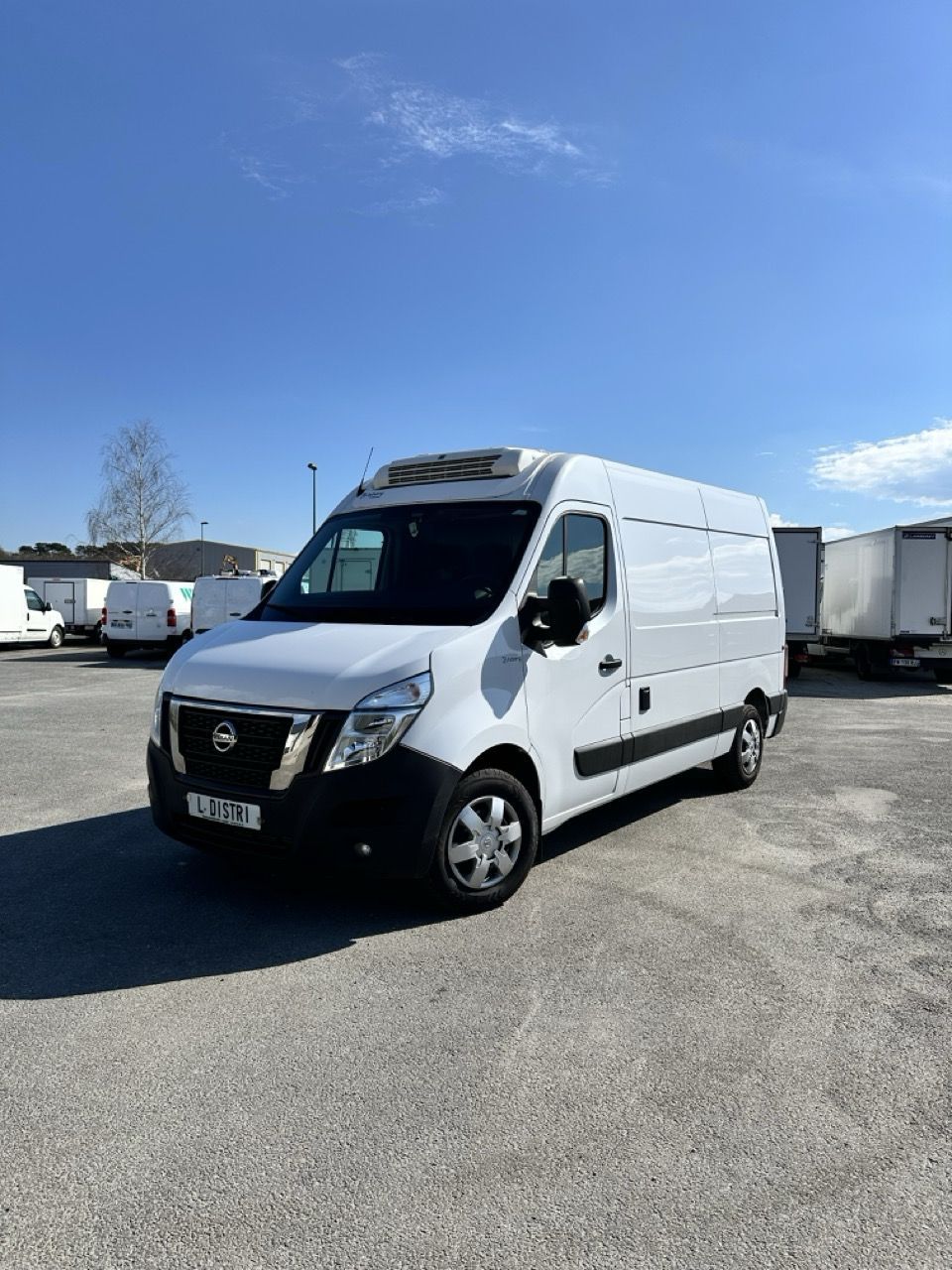 Voiture frigorifique - LD338 - Nissan Interstar L2H2_0