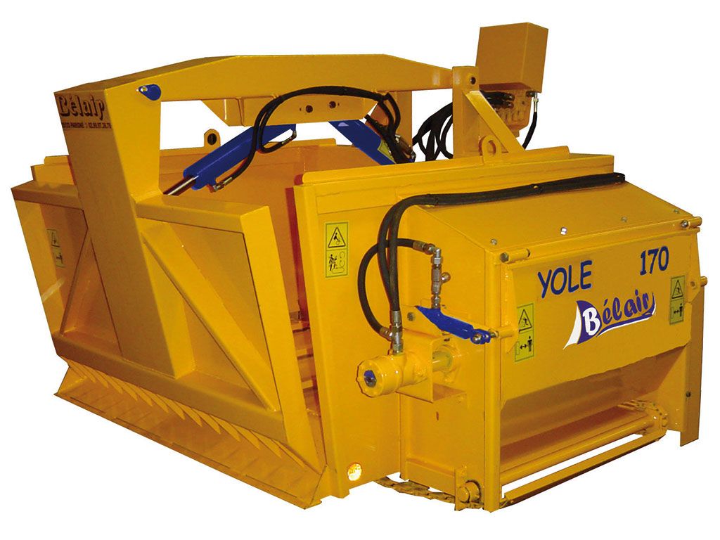 Yole 170 - Désileuse distributrice portée 1.7 m3 - Belair - commande manuelle et distribution à droite_0