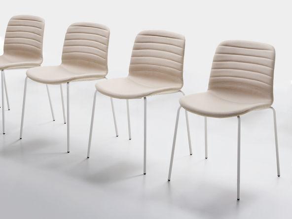 Lot de 4 chaises de collectivité Liù S M TS piètement laqué, coque tapissée_0