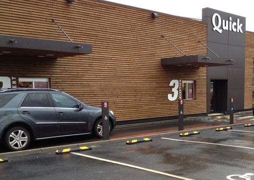 Butée de roue, butée de parking, cale voiture