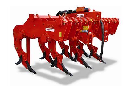 Décompacteur Artiglio Hydro - Mashio-Gaspardo - 5 à 9 dents, profondeur max 55 cm, sécurité hydropneumatique_0