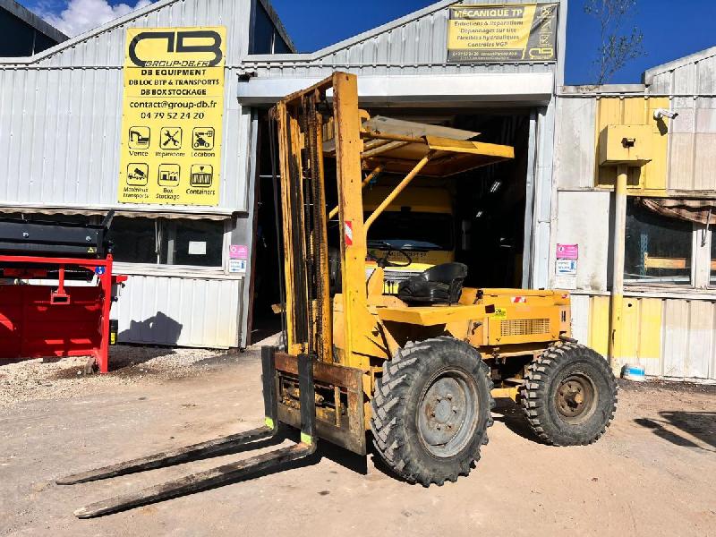 INTERNATIONAL ih 2525 chariot elevateur  2,5t 3,6m_0
