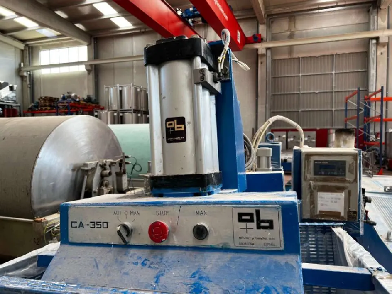 Bouchonneuse oliver et batlle ca-350 d'occasion_0