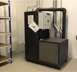 Centrale d'aspiration industrielle - filtration automatique - bac cyclonique 70L_0