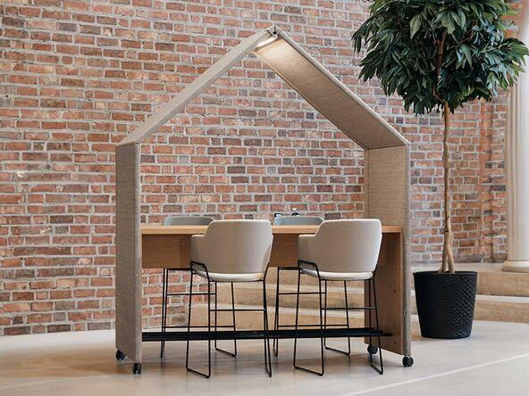 Table haute sur roulettes Hut Gem Gotessons avec cloisons en tissu_0