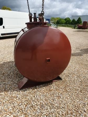 Cuve ex-pétrolière 1500 L - norme NF avec berceaux - Réf : W00153112015 - Dabert-Citernes_0
