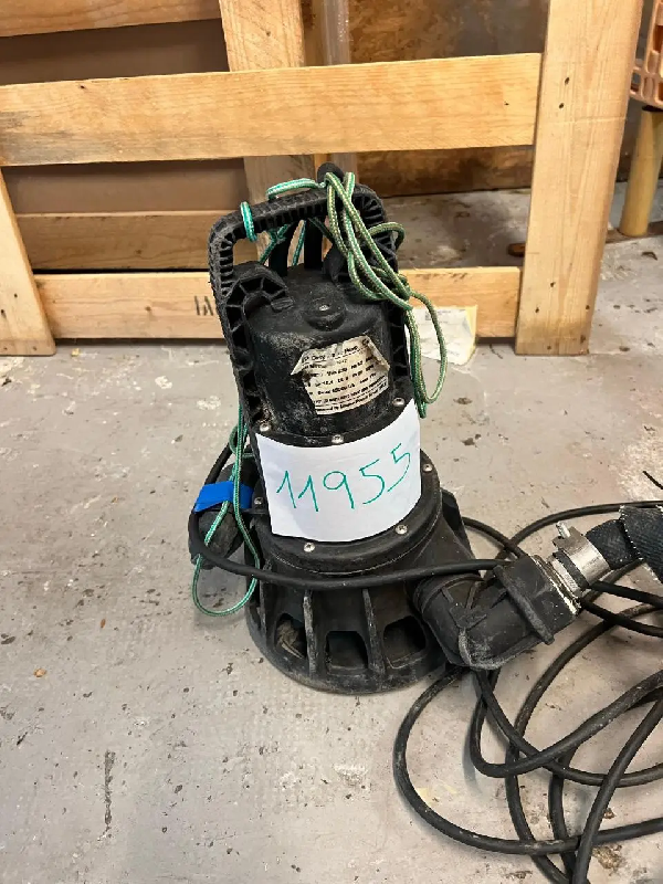 Pompe submersible 19000 l/h - Référence : C11955 - Occasion_0