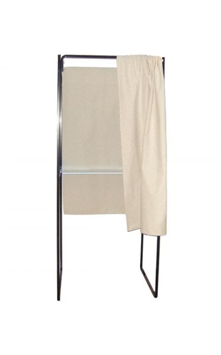 Isoloir électoral - rideaux en coton écru opaque - structure en acier laqué marron et panneaux latéraux en tôle laqué beige_0