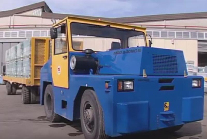 Tracteurs industriels lourds ZEPHIR - EUROTRACT avec traction très lourde et convertisseur Powershift_0