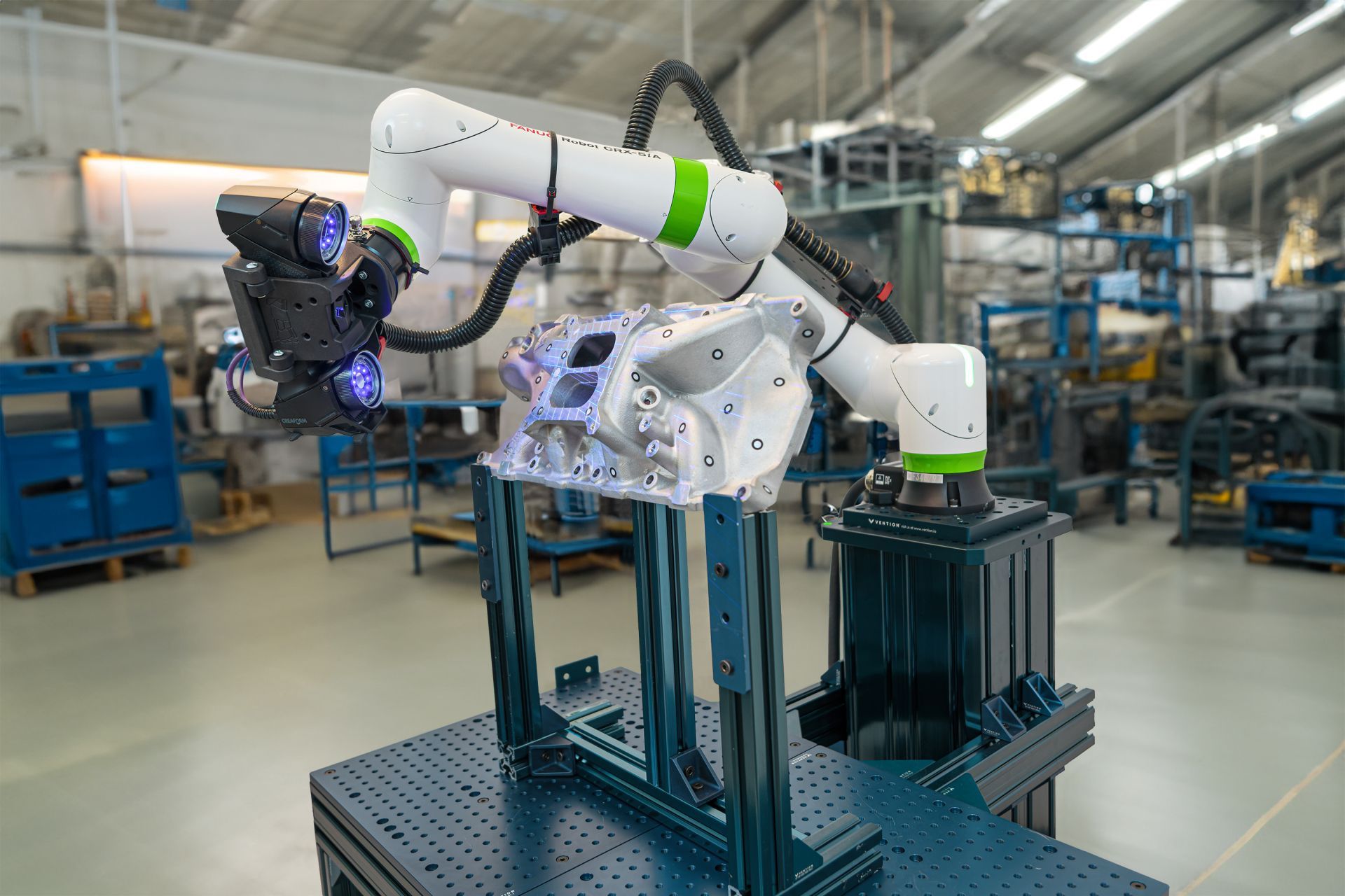 Kit d'automatisation - Compatible HandySCAN 3D et MetraSCAN 3D - Robot FANUC inclus_0