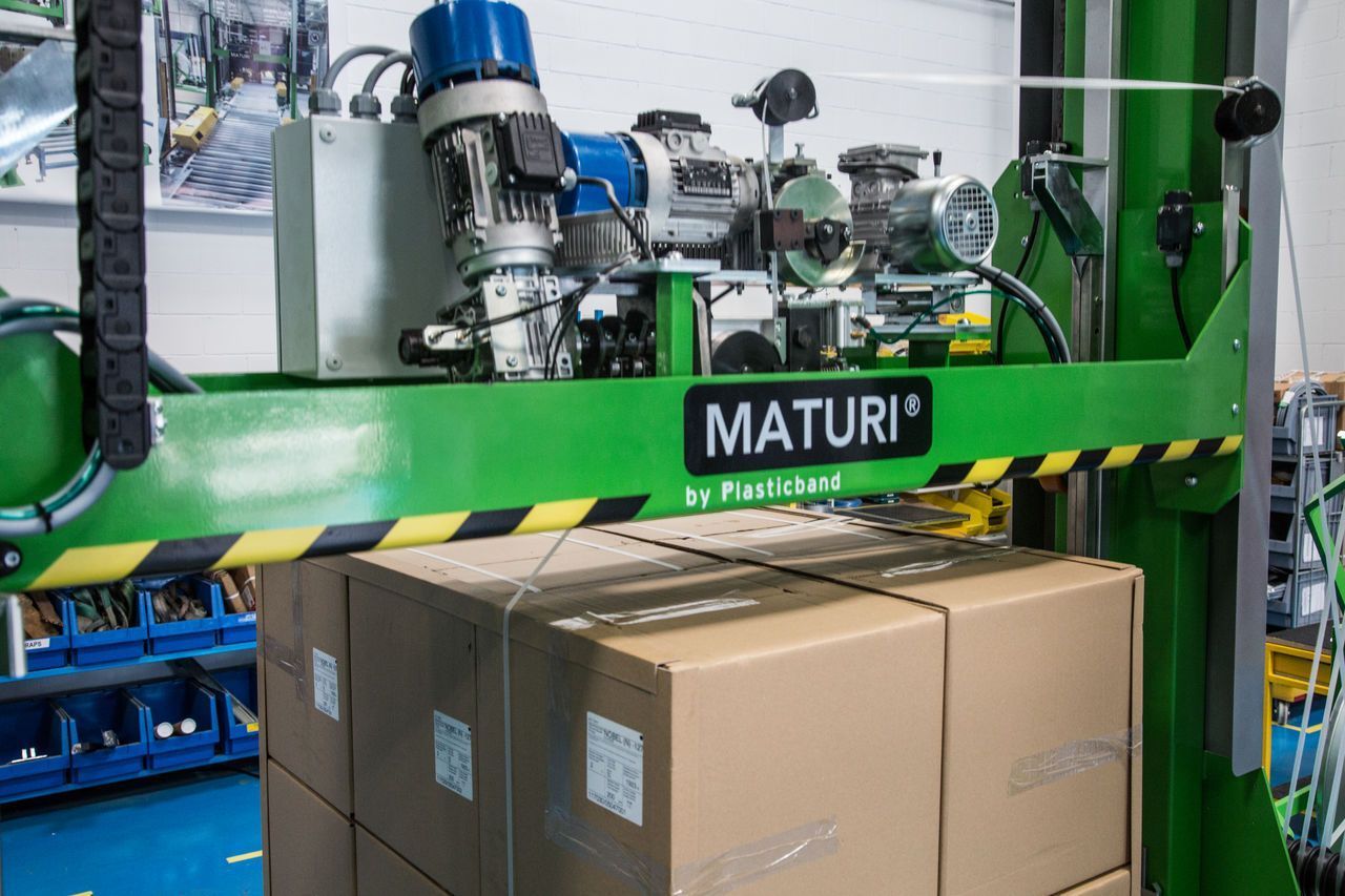 Maturi v - machines pour cerclages de palettes - plasticband_0