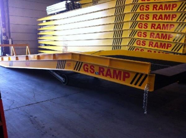 Rampe de chargement et de déchargement mobile 12T - ATL-RAMPE-12T - avec batterie 12V et chargeur_0