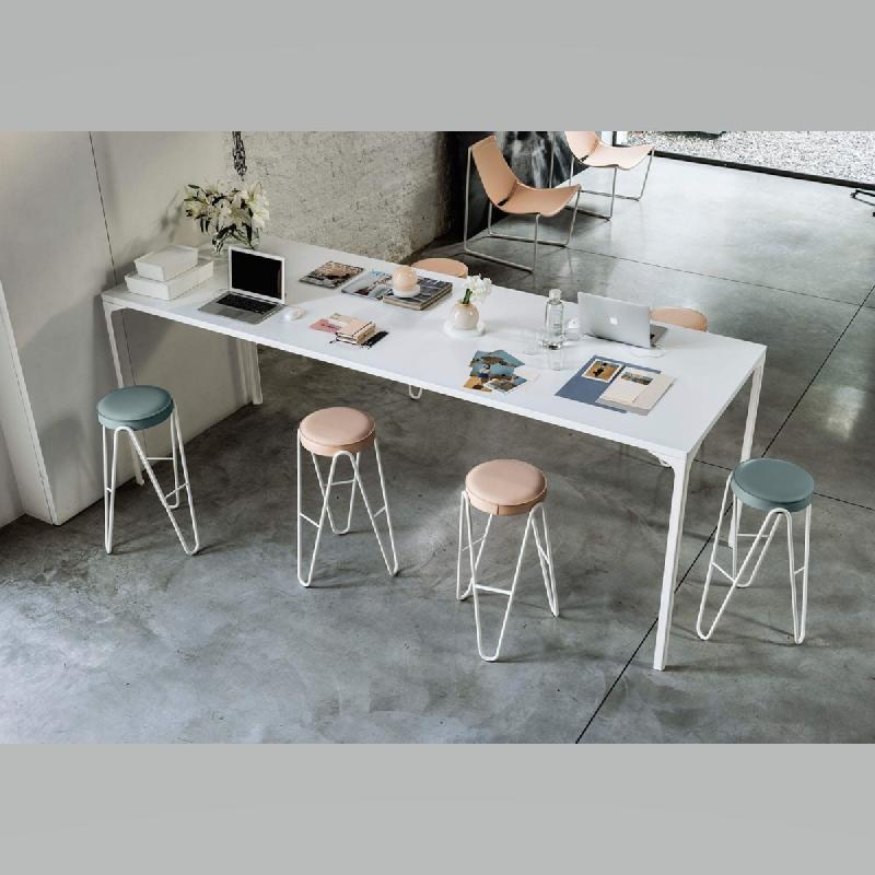 Tabouret avec assise en cuir APELLE JUMP_0