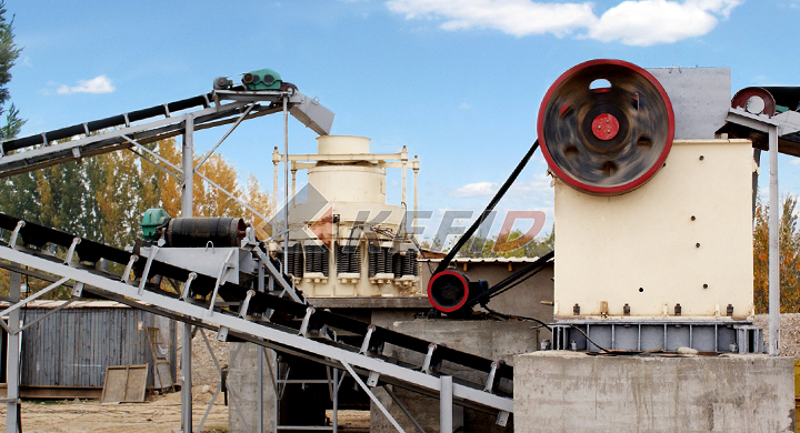 250 t/h - Ligne complète de concassage de minerai de fer avec mâchoire PE900x1200, cône CSB240 et broyeur VSI5X_0