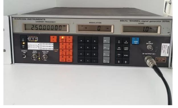 2019a - Générateur de signaux AEROFLEX-IFR-MARCONI - 80KHz à 1040MHz_0