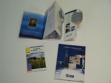 Brochure, depliant_0