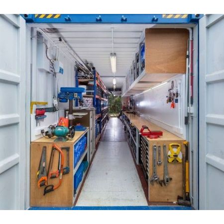 Container aménagé en atelier BTP_0