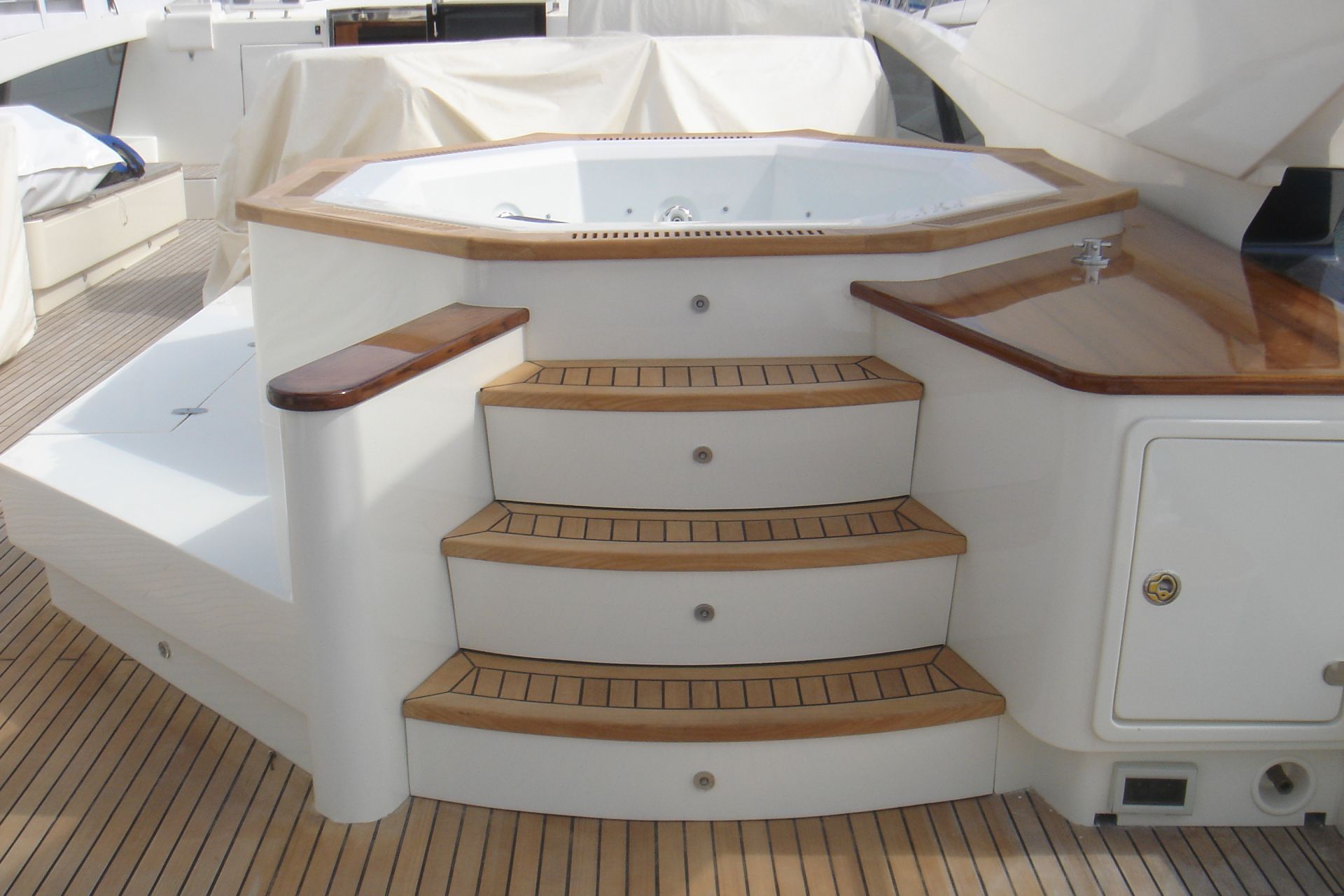 Jacuzzi spa encastrable BO500 T - Pack thérapie - Détente_0