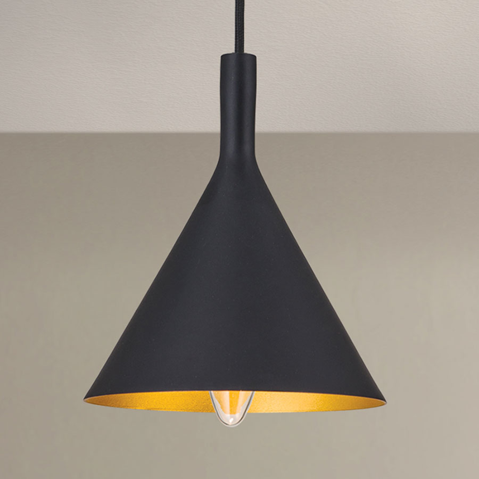 ORION SUSPENSION CONIQUE GUNDA OR-NOIR