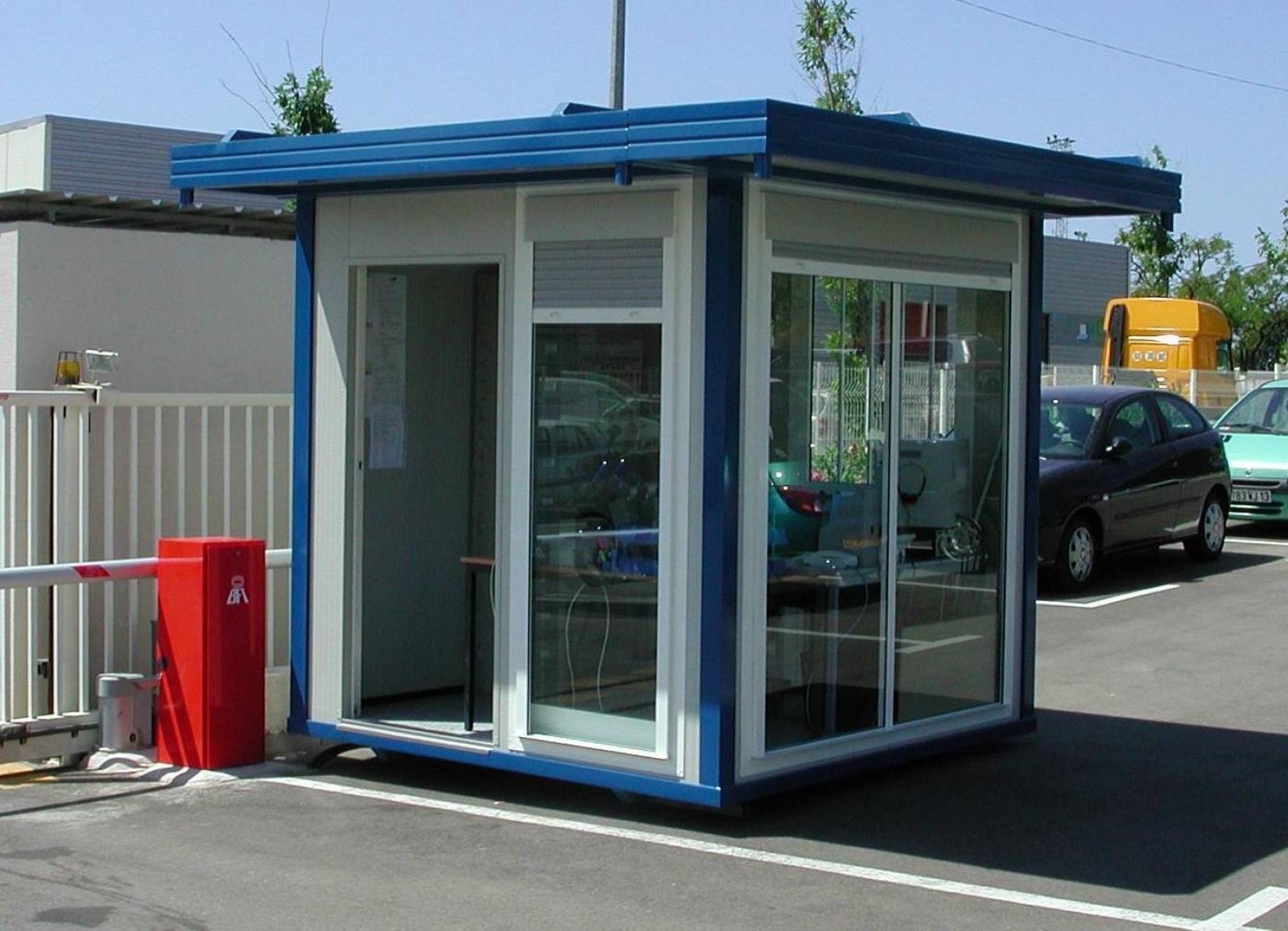 Constructions modulaires - poste de gardiennage_0