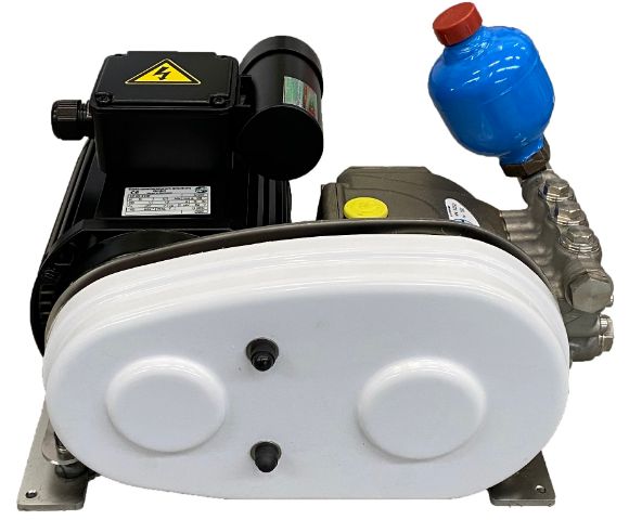 Dessalinisateur AC Cruise Navigator - Dessalator - production d'eau douce 60 ou 100 litres/heure - régulation automatique de pression_0
